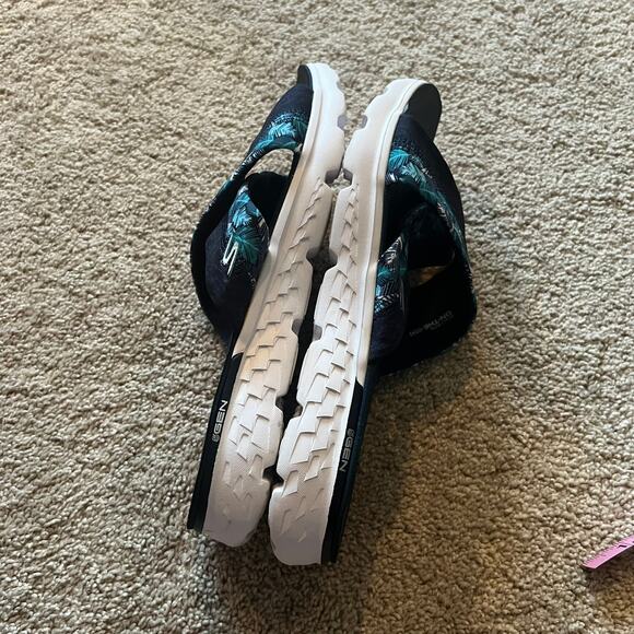 Skechers Goga Max On The Go Slide On Sandals Size 11 - Picture 5 of 12